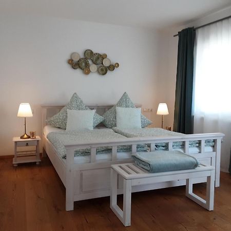 Ferienwohnung Pölzl Chieming Exterior foto