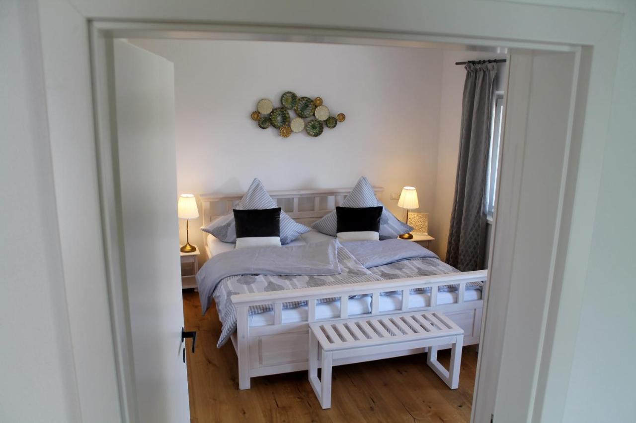Ferienwohnung Pölzl Chieming Exterior foto