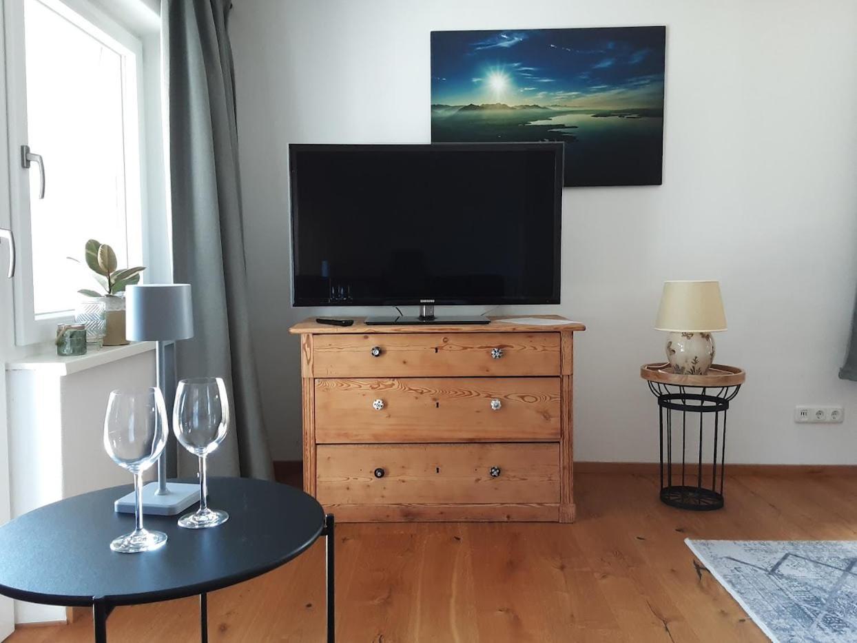 Ferienwohnung Pölzl Chieming Exterior foto